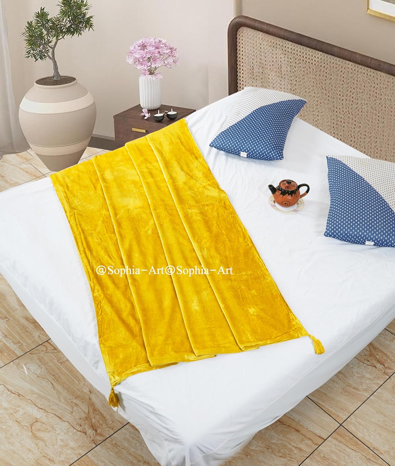 Sophia-Art Luxury Crushed Velvet Throw Blanket with Tassels Sofa Bed Soft Blankets Boho Warm Throws Cozy Plush Lightweight Pet (108x90 inches, Royal Blue) - Image 9