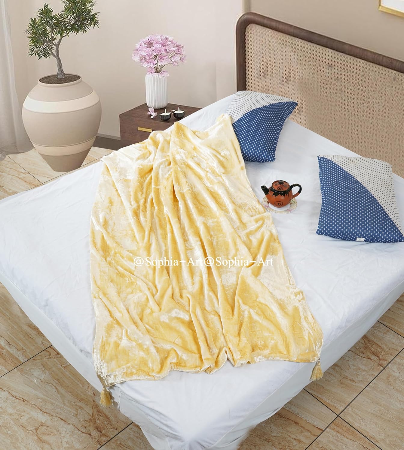 Sophia-Art Luxury Crushed Velvet Throw Blanket with Tassels Sofa Bed Soft Blankets Boho Warm Throws Cozy Plush Lightweight Pet (108x90 inches, Royal Blue) - Image 8